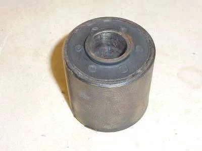 купить Втулка стабилизатора п/прицепа 941